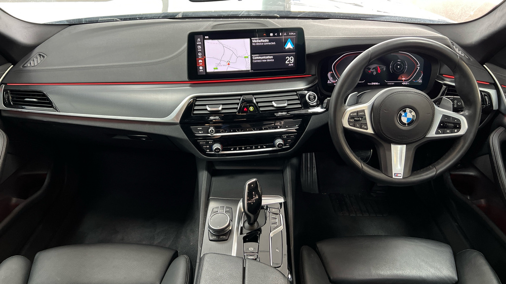 BMW 5 Series 5 Series 520D Mht M Sport Step Black #4