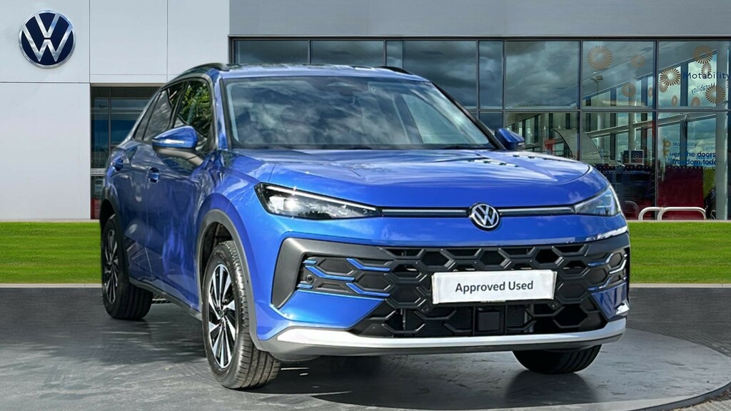 Volkswagen T-Roc Volkswagen T-roc Hatchback 1.5 Etsi 150 Life D Blue