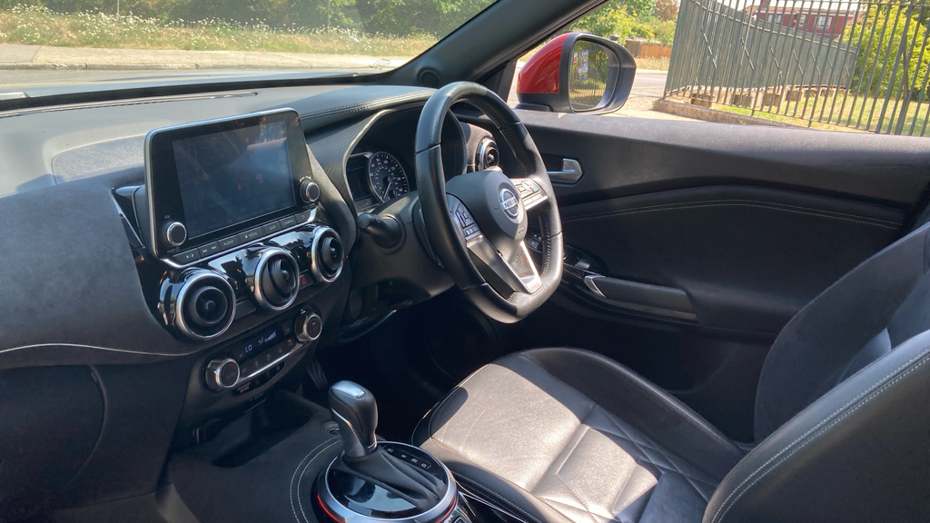 Nissan Juke Juke 1.0 Dig-t Tekna Dct LX20SBU Grey #2