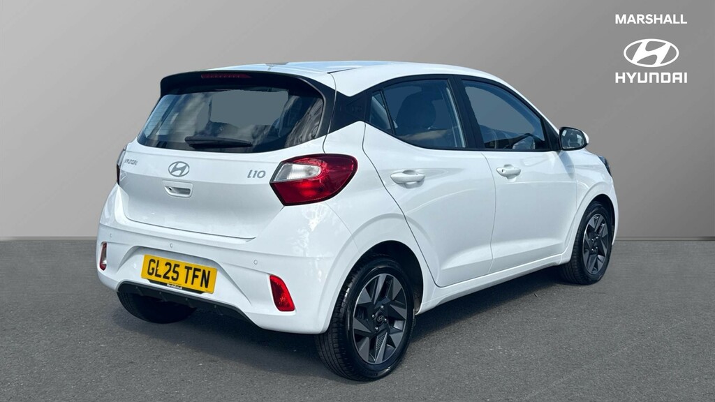 Hyundai I10 I10 1.2 79 Advance Nav GL25TFN White #3