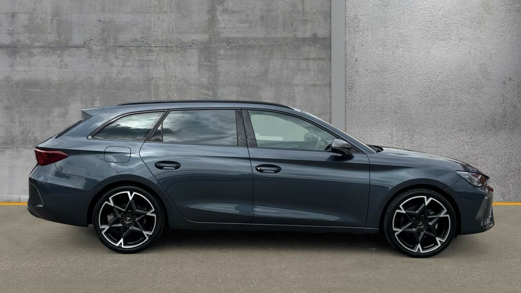 Cupra Leon Leon 1.5 Etsi 150 V2 Dsg KY25HRK Grey #4