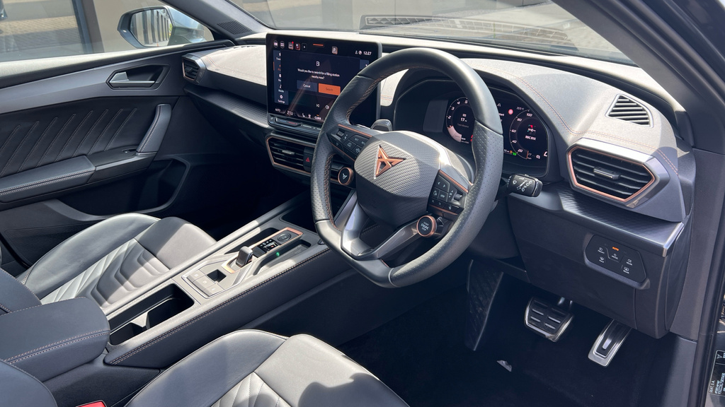 Cupra Leon Leon 1.5 Etsi 150 V3 Dsg KW75TVU Grey #5