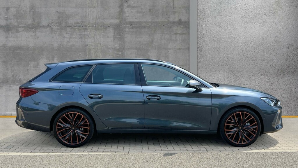 Cupra Leon Leon 1.5 Etsi 150 V3 Dsg KW75TVU Grey #3