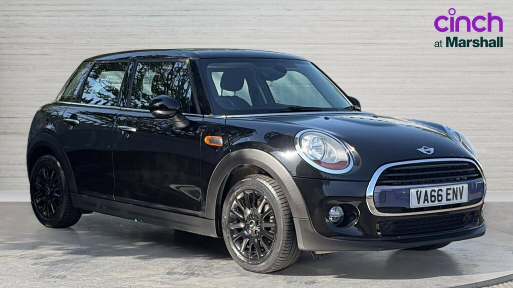 Mini Hatch Hatchback 1.5 Cooper D Black