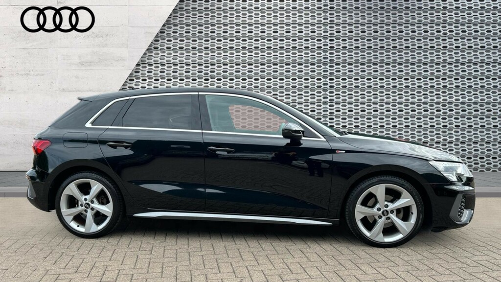 Audi A3 A3 35 Tfsi S Line S Tronic RK22MYM Black #4