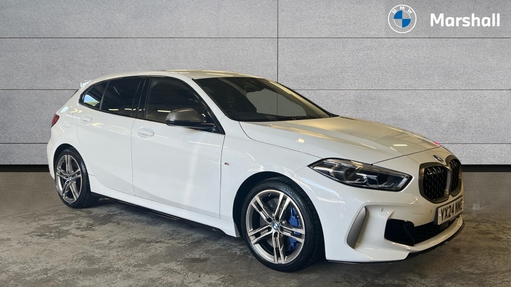 BMW 1 Series 1 Series M135i Xdrive Step White