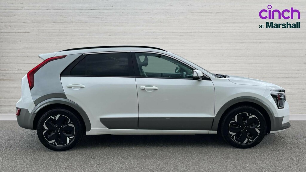 Kia e-Niro Niro 150Kw 4 65Kwh LC22KPF White #2
