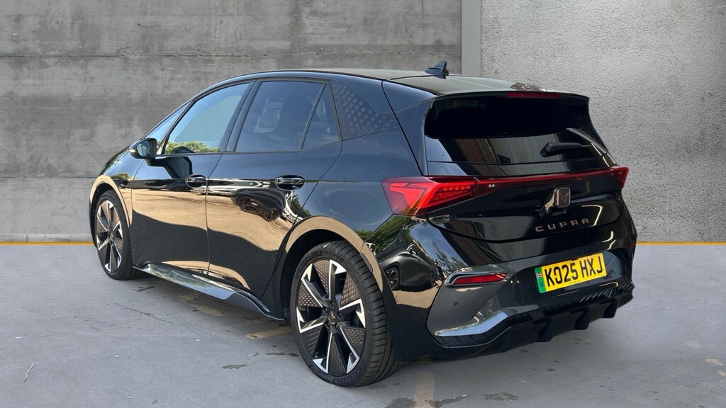 Cupra Born Born 170Kw E-boost V3 59Kwh KO25HXJ Black #3