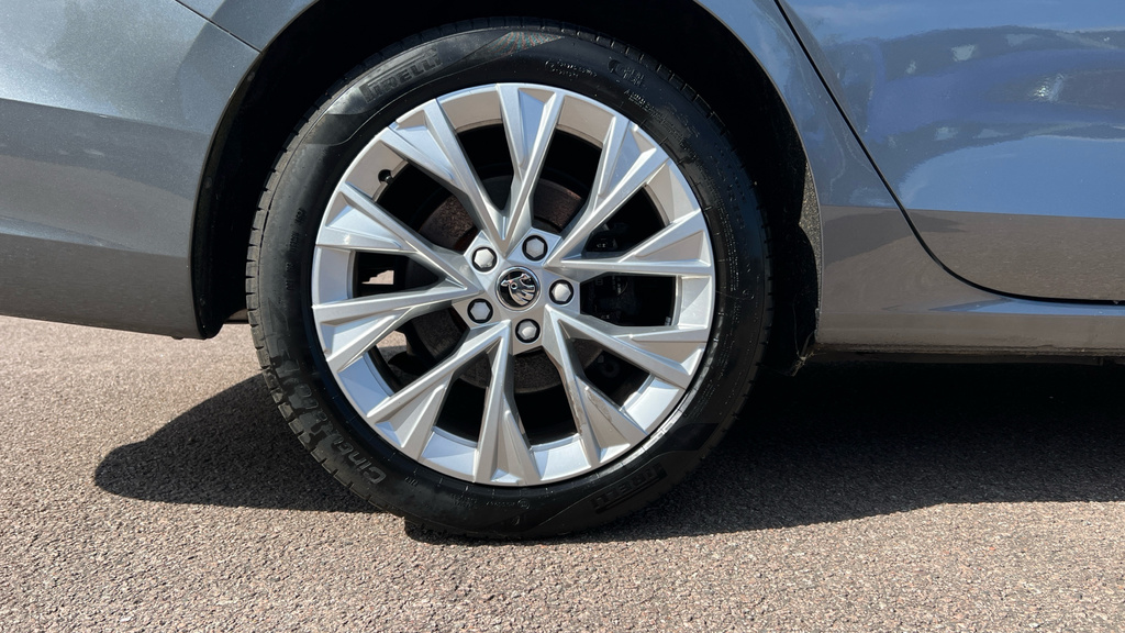 Skoda Superb Superb 1.5 Tsi Iv Se L Dsg EU74DGF Grey #5