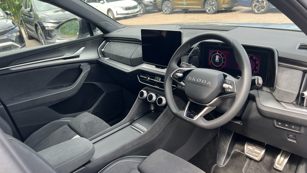 Skoda Kodiaq Skoda Kodiaq Estate 1.5 Tsi Iv 204 Sportline D EF75XHV Silver #6