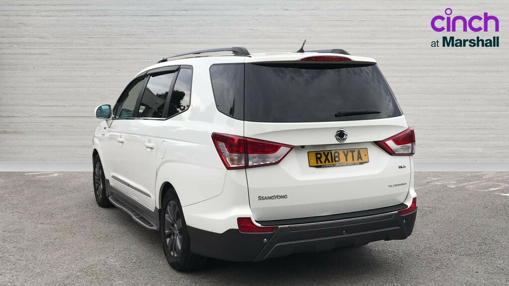 SsangYong Turismo Turismo 2.2 Elx Tip 4Wd White #5