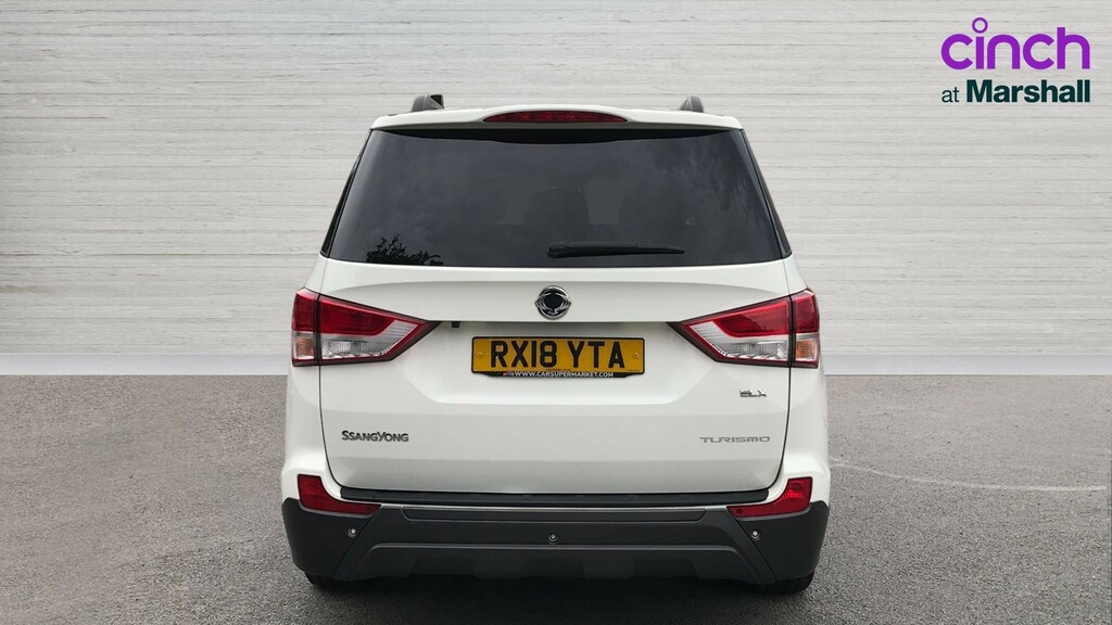 SsangYong Turismo Turismo 2.2 Elx Tip 4Wd White #4