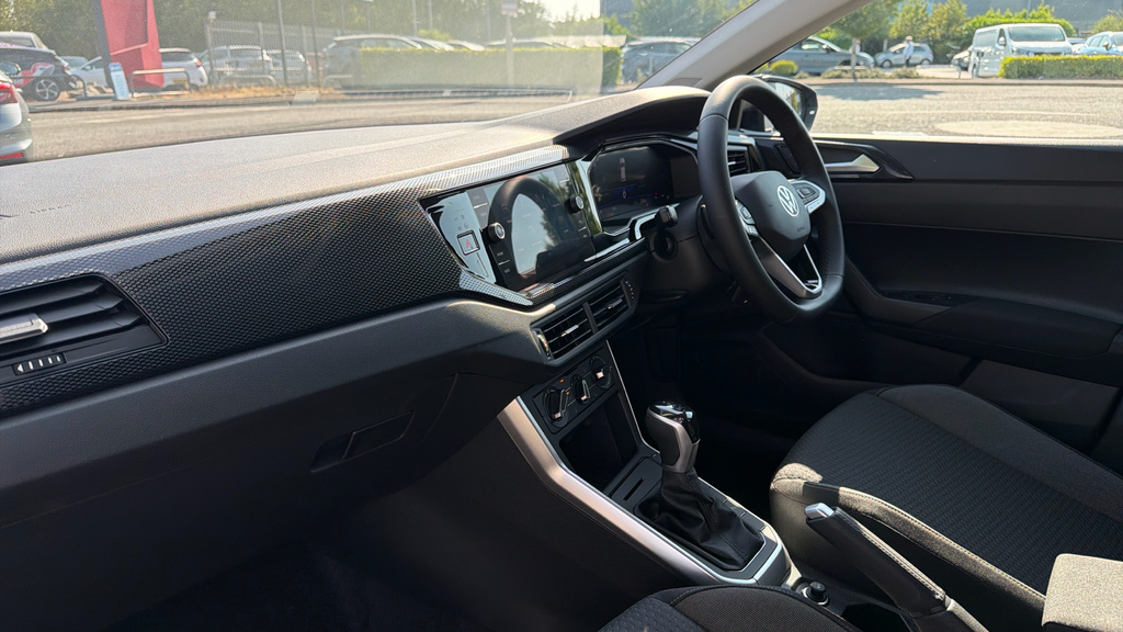 Volkswagen Polo Polo Match 1.0 Tsi 95 Ps 7-Speed Dsg Black #2