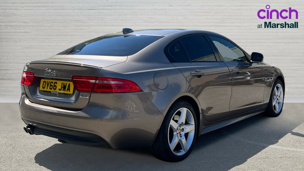Jaguar XE Xe 2.0D 180 R-sport Awd Brown #3