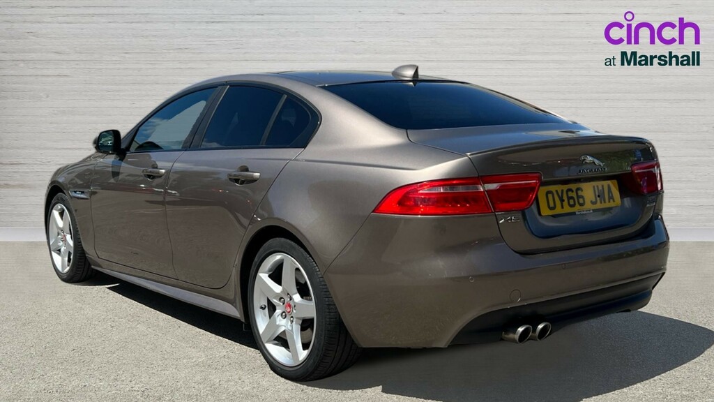 Jaguar XE Xe 2.0D 180 R-sport Awd Brown #5