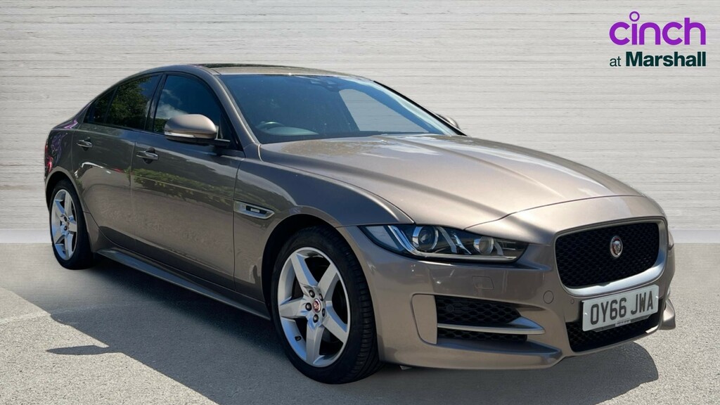 Jaguar XE Xe 2.0D 180 R-sport Awd Brown