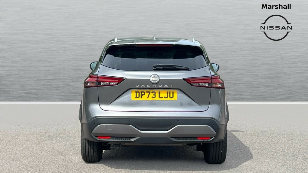 Nissan Qashqai Qashqai 1.3 Dig-t Mh 158 N-connecta Xtronic DP73LJU Black #6