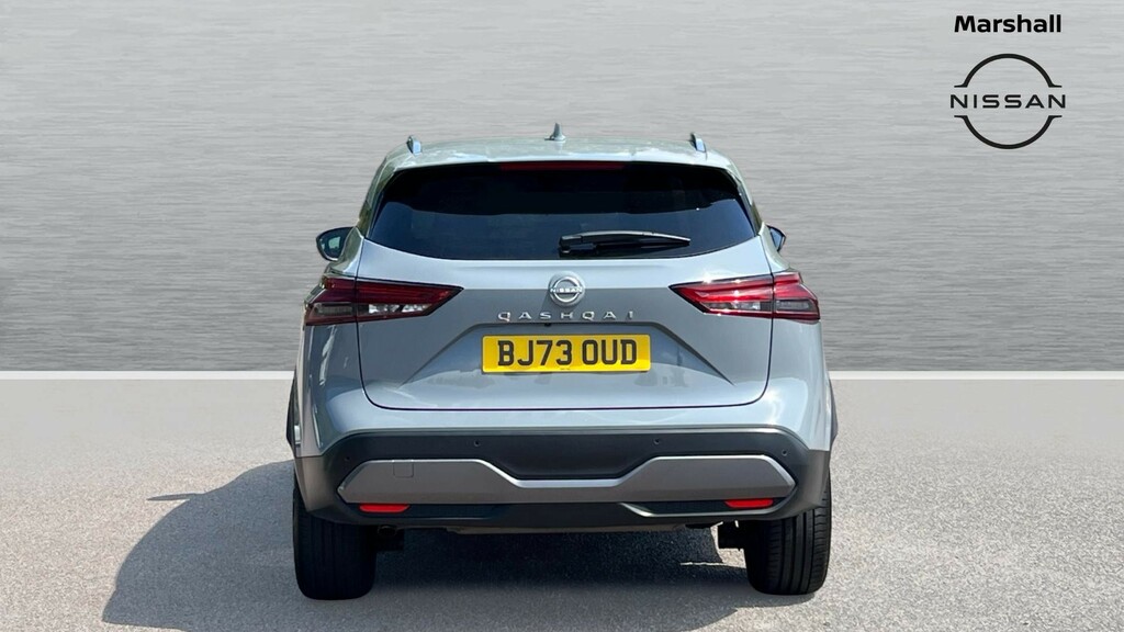 Nissan Qashqai Qashqai 1.3 Dig-t Mh Tekna BJ73OUD Black #6
