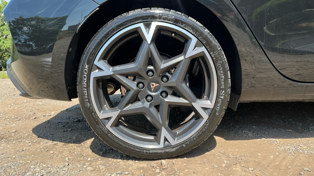 Cupra Leon Leon 1.5 Tsi 150 V2 KS25TYF Black #5