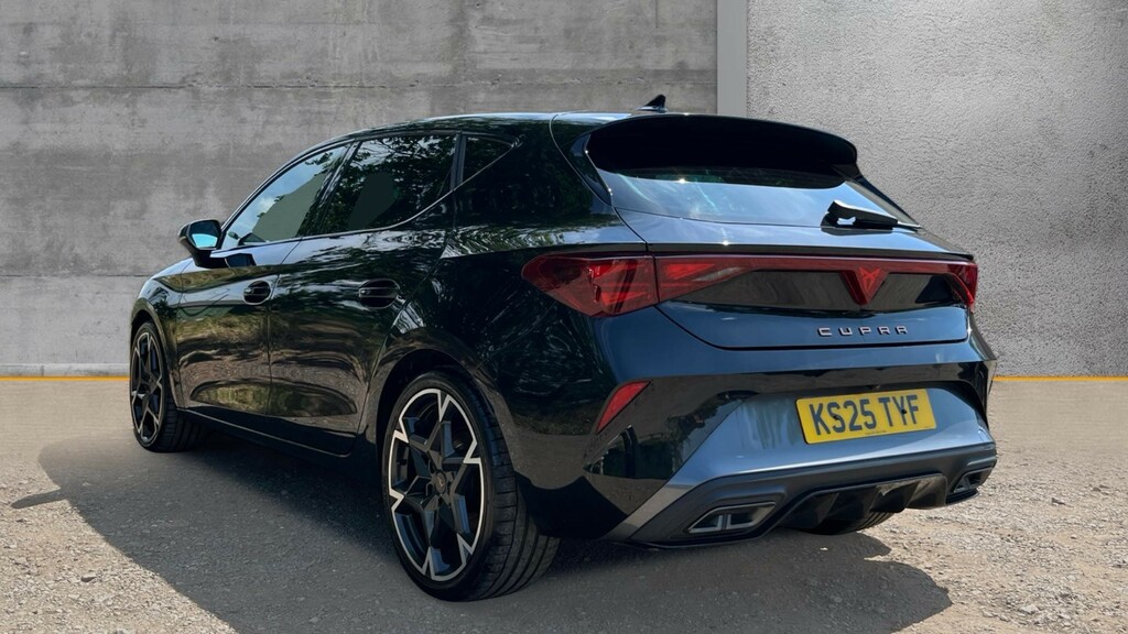 Cupra Leon Leon 1.5 Tsi 150 V2 KS25TYF Black #3