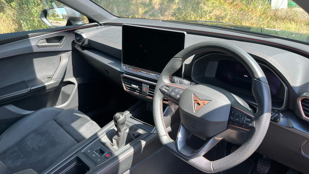 Cupra Leon Leon 1.5 Tsi 150 V2 KS25TYF Black #6