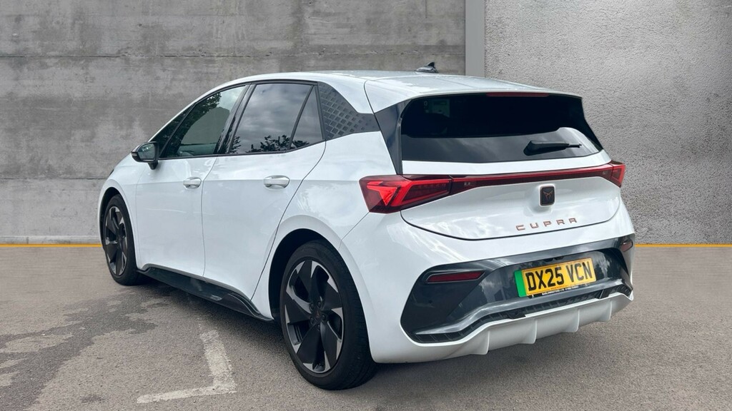 Cupra Born Born 170Kw E-boost V2 59Kwh DX25VCN White #3