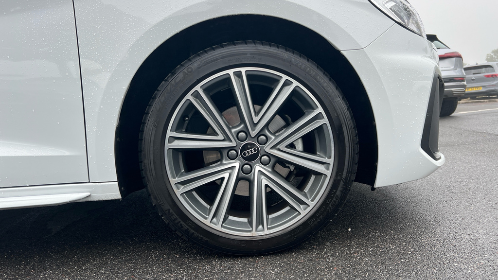 Audi A1 A1 30 Tfsi S Line S Tronic WF26MVY White #5