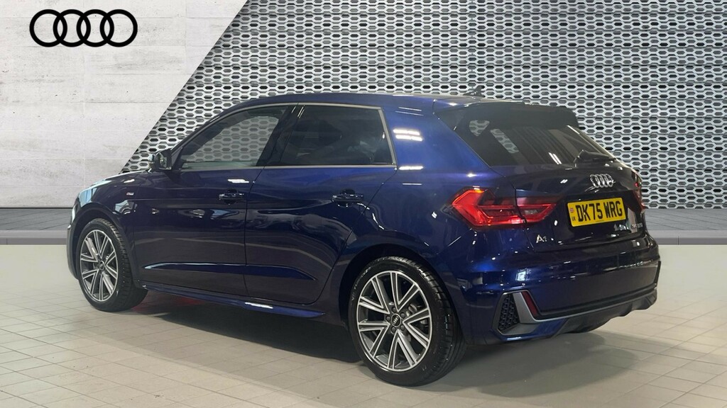Audi A1 A1 35 Tfsi S Line S Tronic DK75WRG Blue #3