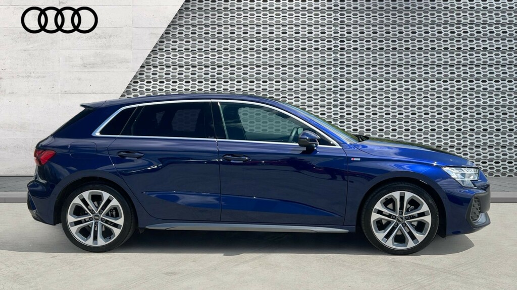 Audi A3 A3 1.5 Tfsi 150 S Line S Tronic DA75SZJ Blue #4