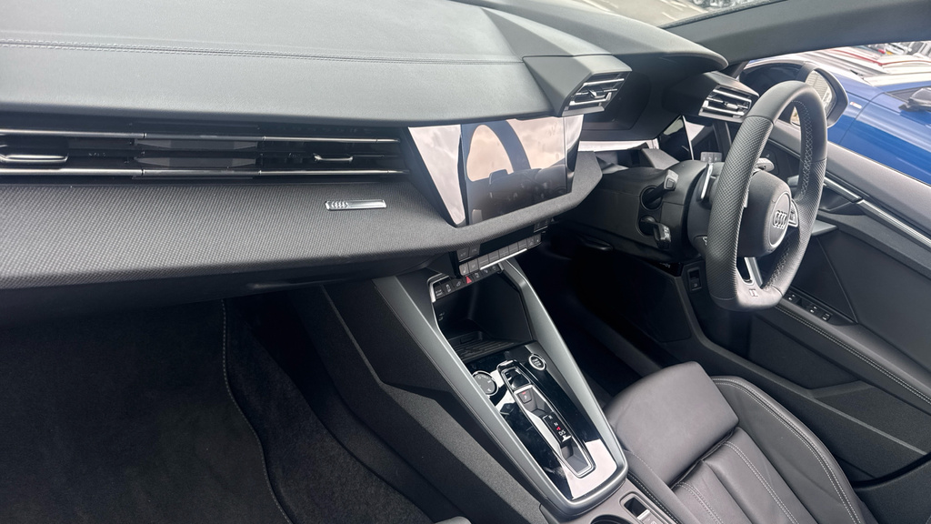 Audi A3 A3 1.5 Tfsi E 204 Black Edition S Tronic LN26MZV Black #2