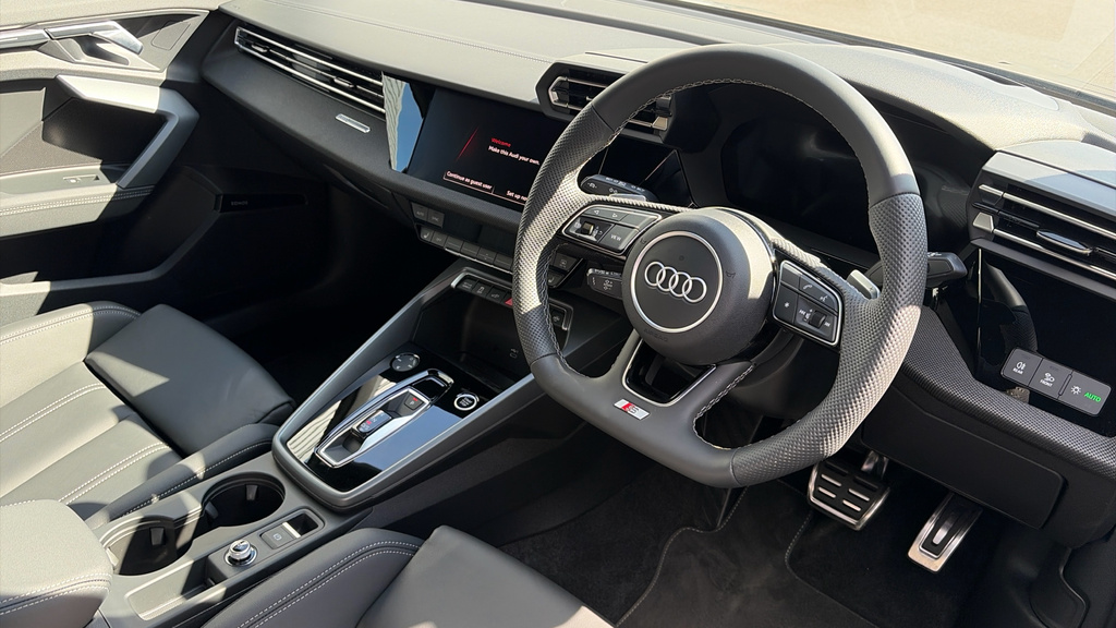 Audi A3 A3 1.5 Tfsi E 204 Black Edition S Tronic LN26MYH Black #6