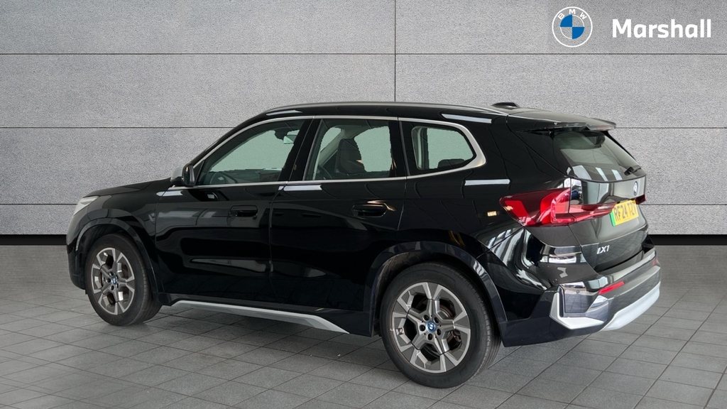 BMW iX1 Ix1 230Kw Xdrive30 Xline 65Kwh RF24TZV Black #2