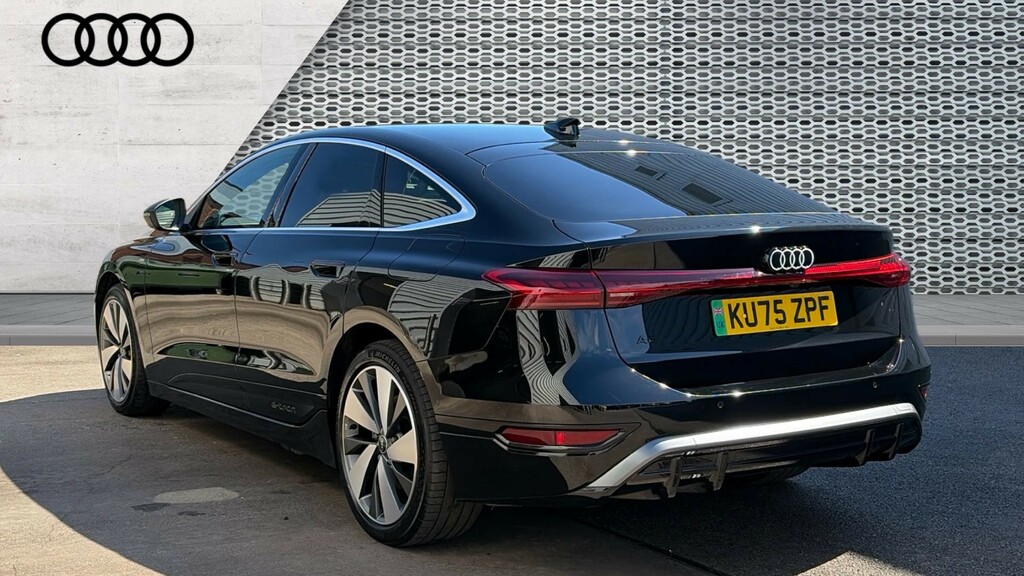 Audi A6 Avant A6 210Kw 83Kwh S Line KU75ZPF Black #3