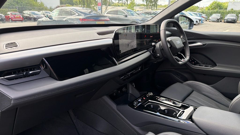 Audi Q6 E-Tron Q6 225Kw Performance 100Kwh S Line KM75VZB Grey #2