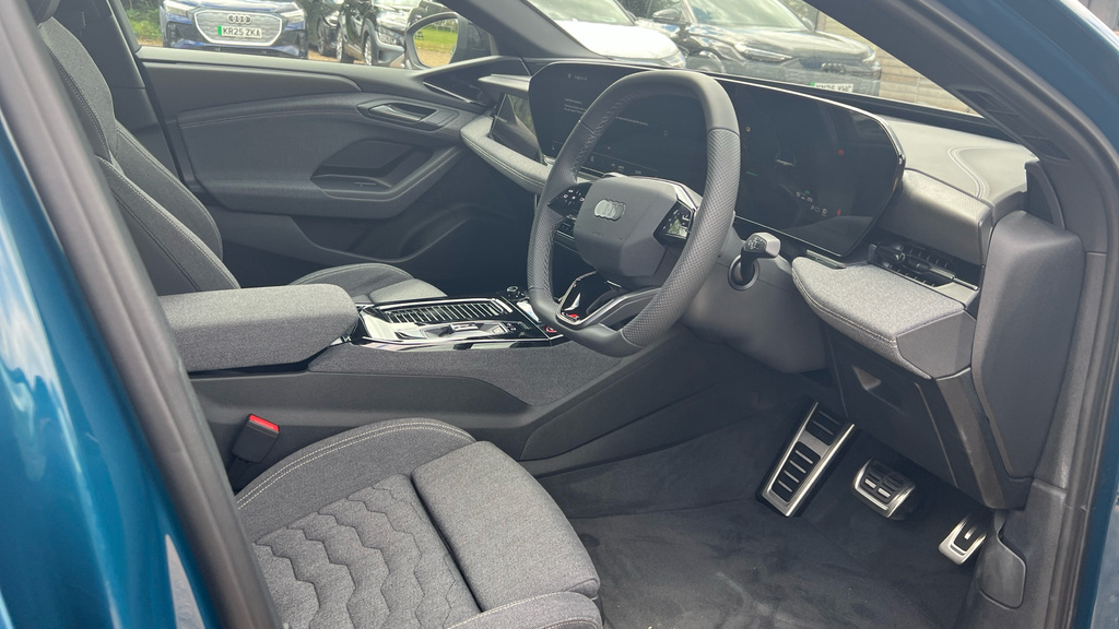 Audi A6 Avant A6 210Kw 83Kwh Edition 1 KM75NLE Blue #6