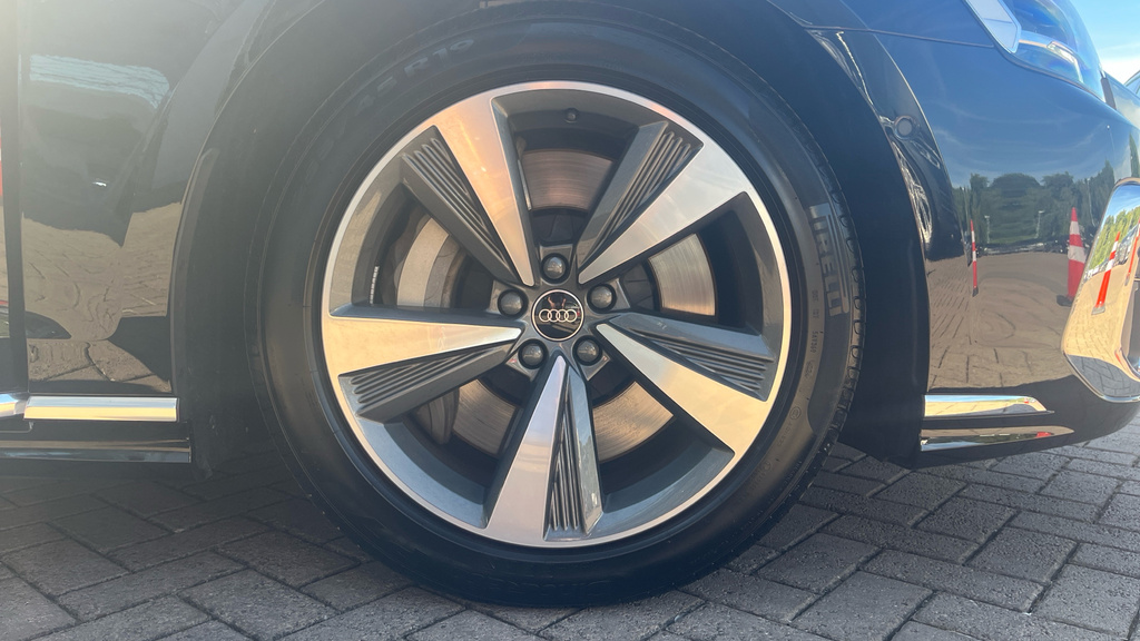 Audi A8 A8 L 60 Tfsi E Quattro Sport Tiptronic Black #5