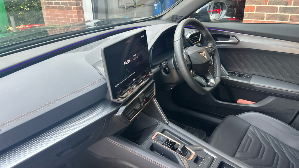 Cupra Formentor Formentor 1.5 Etsi 150 V3 Dsg KN75YFC Grey #2