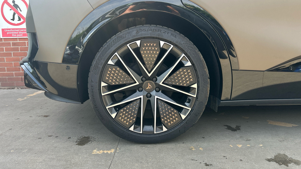 Cupra Tavascan Cupra Tavascan Estate 250Kw Vz2 77Kwh Awd Brown #5
