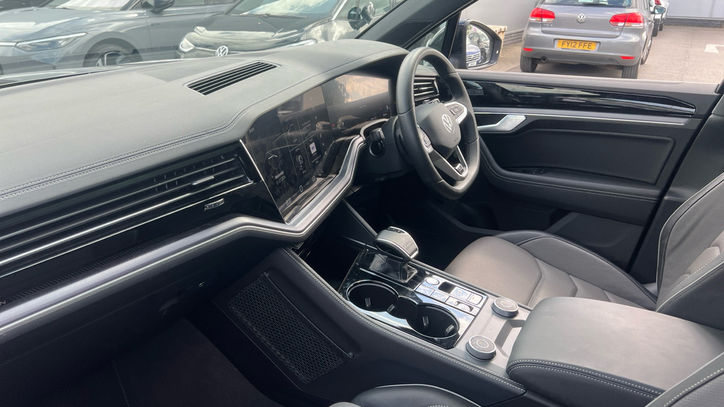 Volkswagen Touareg Touareg 3.0 V6 Tdi 4Motion 286 Final Edition T AP75HWT Grey #2