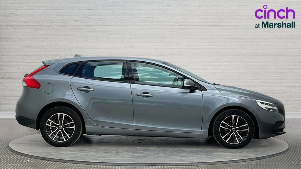Volvo V40 V40 D2 120 Momentum Nav Plus AF17TZV Grey #2