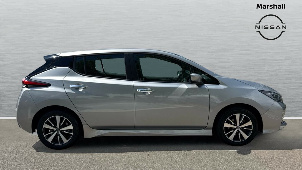 Nissan Leaf Leaf 110Kw Acenta 40Kwh 6.6Kw Charger FX22ZZR Silver #3