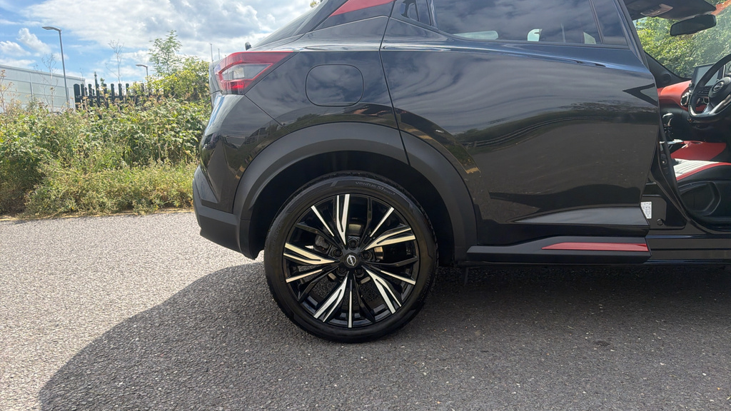 Nissan Juke Juke 1.0 Dig-t 114 Tekna CE23KVJ Black #4