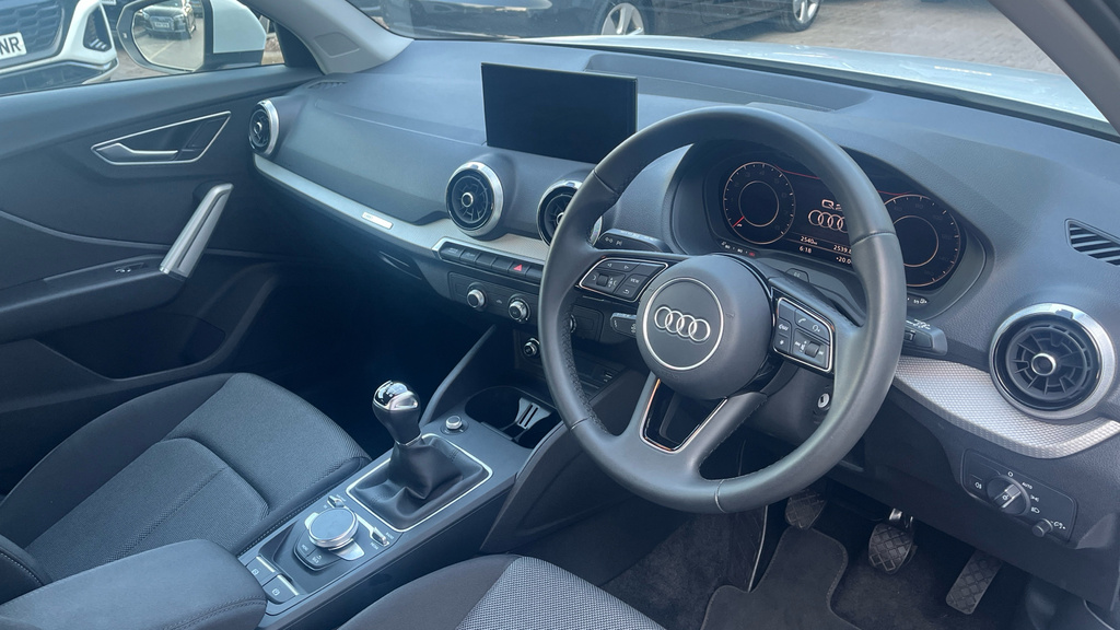 Audi Q2 Q2 30 Tfsi Sport White #6