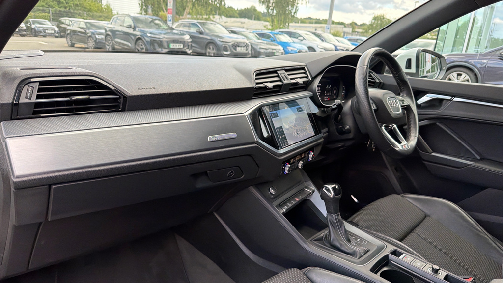 Audi Q3 Q3 35 Tdi S Line S Tronic DF19ZHG White #2