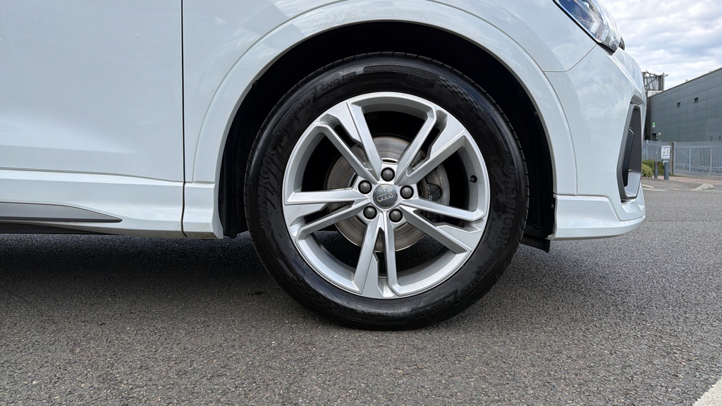 Audi Q3 Q3 35 Tdi S Line S Tronic DF19ZHG White #5