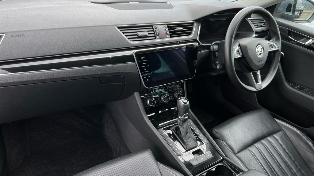 Skoda Superb Superb 2.0 Tsi 190 Laurin Klement Dsg Grey #2