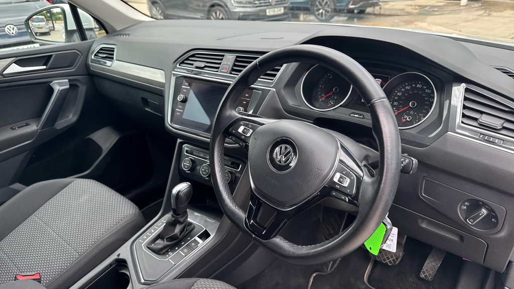 Volkswagen Tiguan Allspace Tiguan Allspace 2.0 Tdi Match Dsg White #6