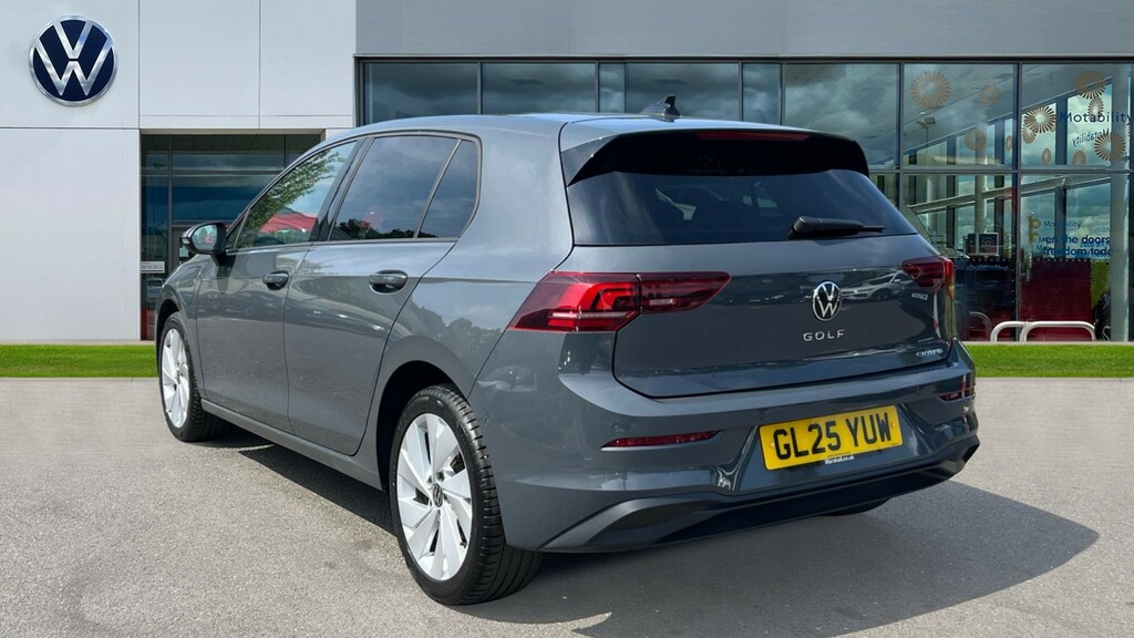 Volkswagen Golf Golf 1.5 Tsi 204 Match Ehybrid Dsg GL25YUW Grey #3