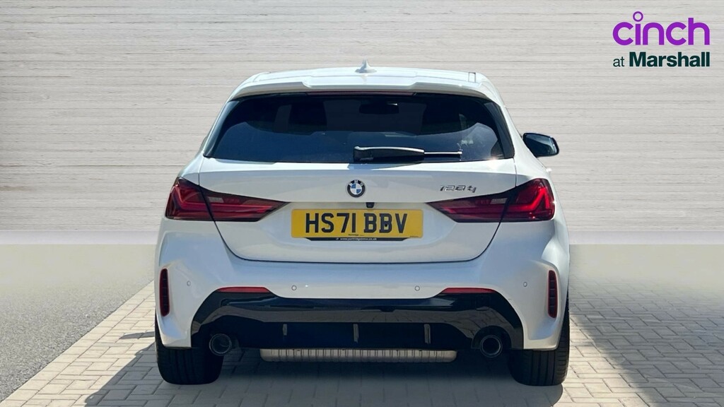 BMW 1 Series 1 Series 128Ti Step HS71BBV White #4