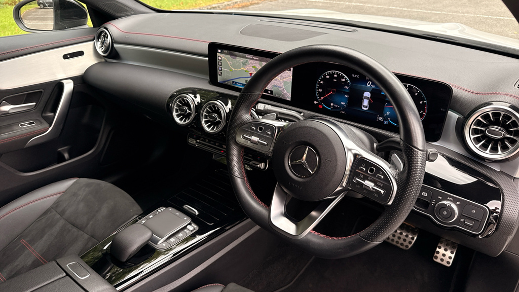 Mercedes-Benz CLA Class Cla 200 Amg Line Premium Tip PJ23SLZ White #3
